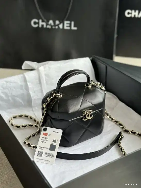 First Bag Ru VANITY CHANEL CASE 0612